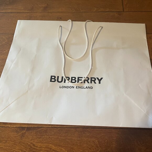 Burberry Shopping Bag - Medium - Picture 3 of 3